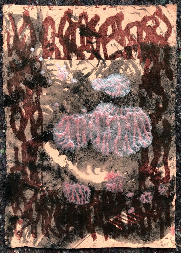 
Marvin Hoffmann, Ohne Titel, 2022, Acryl, Kordeldruck, Décalcomanie, Autolack und Holzschnitt auf Hadernpapier, ca. 21 x 30 cm
